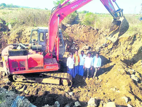 అండర్‌ టన్నెల్‌ పనులు పరిశీలన
