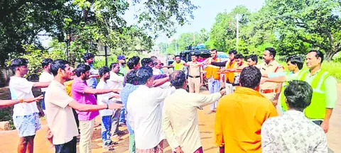 హెల్మెట్‌ వాడకంతో ప్రాణరక్షణ 