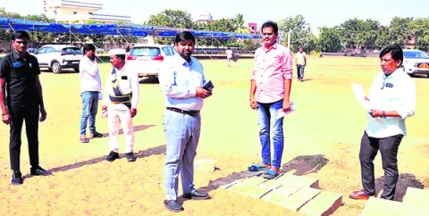 ప్రలోభాల పర్వం