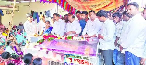 ఉద్యమకారునికి కన్నీటి వీడ్కోలు