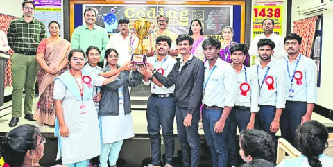 కోడింగ్‌ నైపుణ్యంతో ఉపాధి అవకాశాలు 