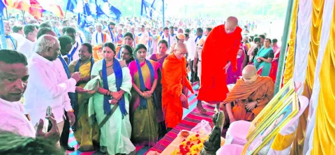 అంబేడ్కర్‌ భవన్‌ పనులకు భూమిపూజ