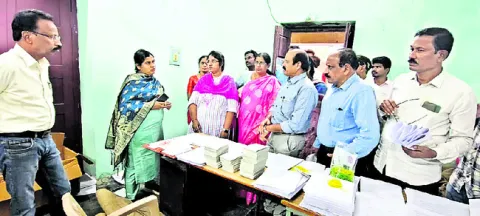 ఎన్నికల నిర్వహణకు పటిష్ట ఏర్పాట్లు చేయాలి