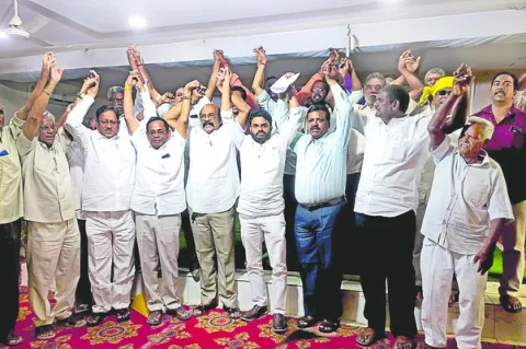 ఆప్కో బకాయిలు విడుదల చేయాలి 