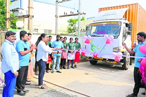 మార్కెట్‌ లోకి ‘స్మైల్‌ ఎకో‘ ఉత్పత్తులు 