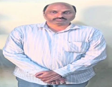 సైబర్‌ నేరగాళ్లకు సహకరిస్తున్న వ్యక్తి అరెస్ట్‌