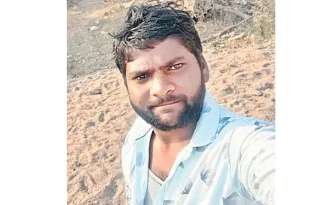 Auto Driver Dead in Mustabad