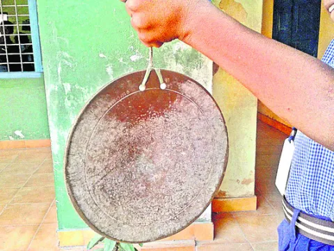 బడి గంట @ 9:40