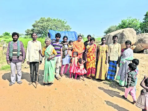 అడవి బిడ్డల ఆవేదన! 