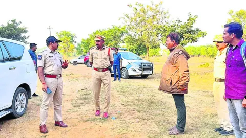 ఓటు హక్కు వినియోగించుకోవాలి