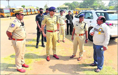 ఎన్నికల నియమావళి ఉల్లంఘిస్తే చర్యలు