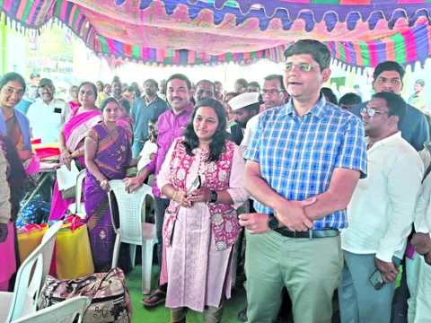 పోలింగ్‌ సజావుగా జరగాలి