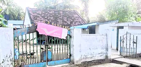 పోస్టల్‌ బ్రాంచిలో రూ.7 లక్షల గోల్‌మాల్‌!