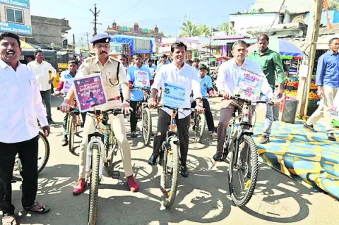 గంజాయి, మత్తు పదార్థాల నిర్మూలనే లక్ష్యం 