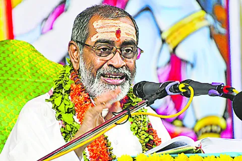 ‘సినిమాలు చూసి సంతోషించండి.. నమ్మకండి’