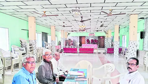 అన్ని సంఘాలకు ఆదర్శంగా.. 
