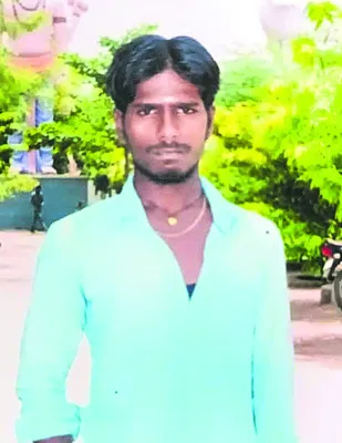 బీఆర్‌ఎస్‌ సర్పంచ్‌లను కాంగ్రెస్‌లోకి తీసుకోం 