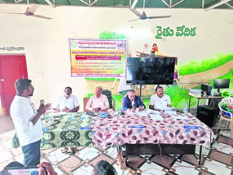 గ్రామాల్లో తిరిగితేనే సమస్యలు తెలుస్తాయి..