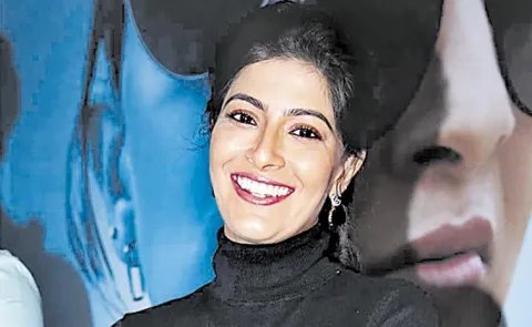 Varalakshmi Sarathkumar Speech Police Complaint Teaser Launch Event