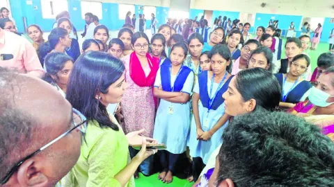 ఎవరు ఇబ్బంది పెట్టినా చెప్పండి 