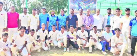 ప్రతిభ చాటి జాతీయస్థాయికి ఎదగాలి 