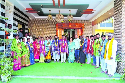 పేట అభివృద్ధికి కృషి: ఎమ్మెల్యే