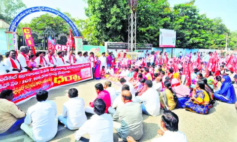 చంద్రబాబుకు పతనం తప్పదు : సీపీఐ