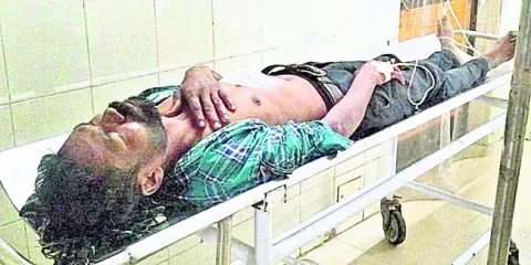 యువకుడిపై దాడి 