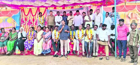 బ్రాందీషాపులో చోరీ   