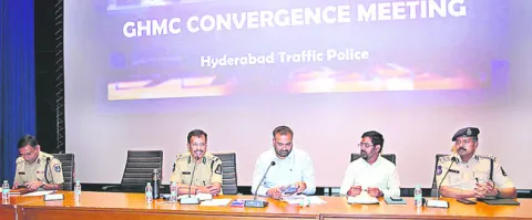 ట్రా‘ఫికర్‌’ తీర్చేందుకు ఉమ్మడి చర్యలు 