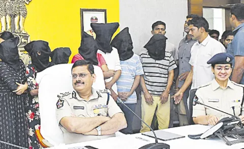 Vijayawada Police Arrested Child Trafficking Gang: Andhra pradesh