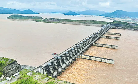 The government is not paying attention to the Polavaram displaced persons