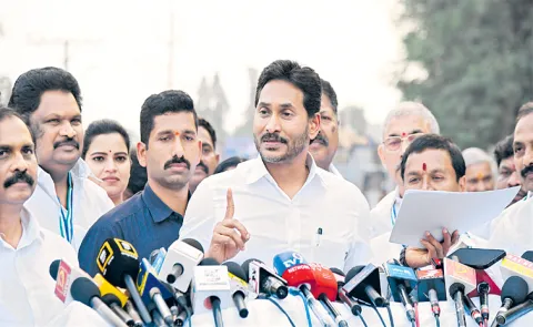 fight will continue until the privatization of medical colleges is stopped says YS Jagan