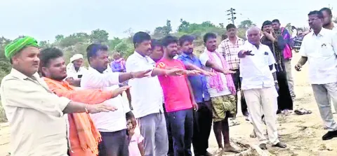 ఒట్టేసి చెబుతున్నాం.. ఓట్లు వచ్చేలా చూస్తాం 