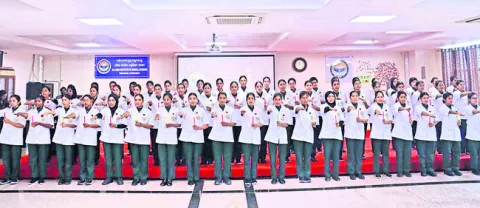 ప్రజారోగ్య రక్షణలో నర్సులు కీలకం