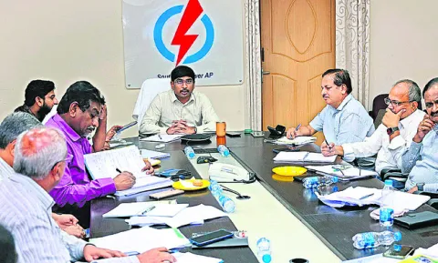 ‘డయల్‌ యువర్‌ ఏపీ ఎస్పీడీసీఎల్‌ సీఎండీ’కి 62 సమస్యలు 