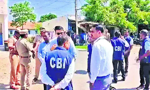 కరూర్‌ ఘటనపై సుప్రీంకోర్టు కమిటీ దృష్టి 