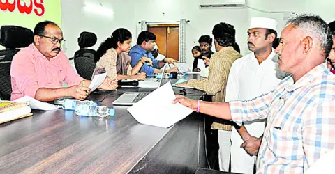 అర్జీలు నాణ్యతగా పరిష్కరించడంపై దృష్టి పెట్టాలి 