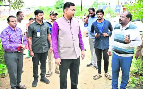 ‘దిత్వా’పై అప్రమత్తంగా ఉండాలి 