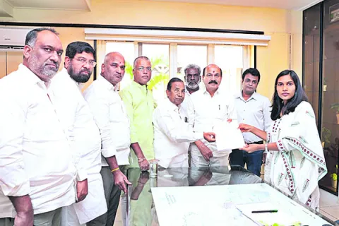 సిగాచి బాధితులను ఆదుకోండి