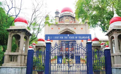 Telangana HC seeks explanation for IPS officers holding IAS posts