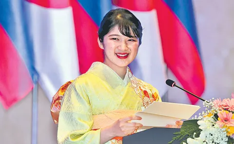 Japan Princess Aiko popularity sparks calls to change male only succession rule