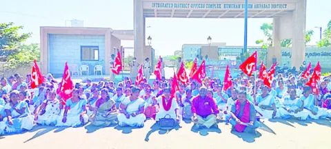 ‘సమస్యలు పరిష్కరించకుంటే సర్వేలు బంద్‌’
