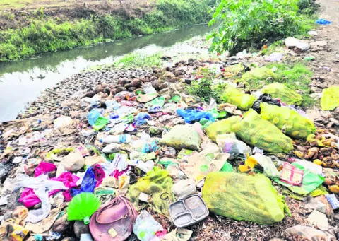 చెత్తశుద్ధి కరువాయె!