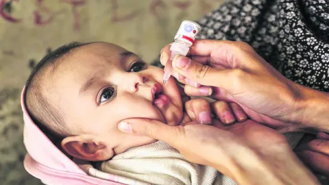 రెండు చుక్కలతో నిండు జీవితం