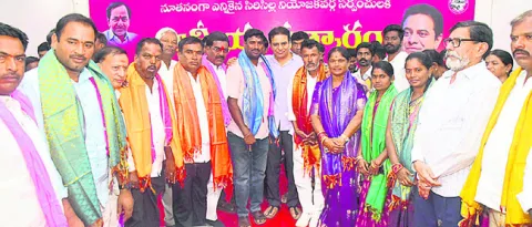 ఇంటింటికీ వెళ్లి ఓటర్లను కలవండి