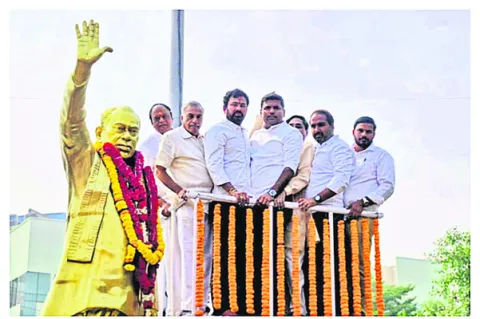 ‘ద్రోణంరాజు’ ఓ రాజకీయ యూనివర్సిటీ 