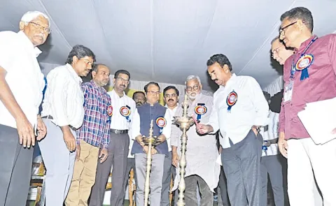 Jupally Krishna Rao opened the 37th Hyderabad Book Fair at Telangana