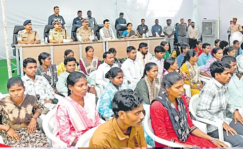 41 Maoists surrendered before the DGP
