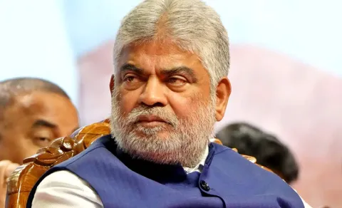 KSR Comment on Speaker Gaddam Prasad Kumar Defection MLAs